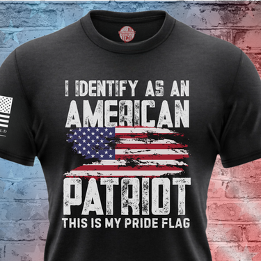 Women’s patriotic T-shirt for proud American patriots.